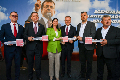 Türkiye Belediyeler Birliği’nden belediyelere 54 yeni hizmet aracı hibe edildi