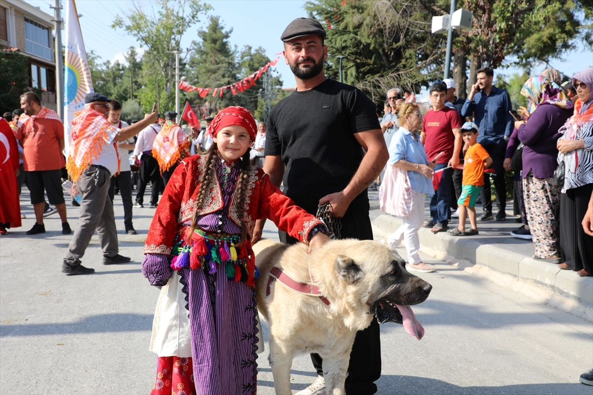 Antalya Korkuteli’de Geleneksel Yörük Göçü Etkinliği Düzenlendi