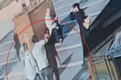 Bıçakla geldi tek yumrukta yere serdi...O anlar kamerada