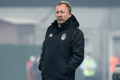 Beşiktaş’ta Solskjaer dönemi sona erdi, Sergen Yalçın geri dönüyor