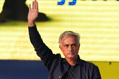 Mourinho Fenerbahçe’den neden ayrıldı ve tazminatı ne kadar olacak?