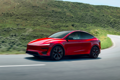 Tesla yeni model Y Performance'i Avrupa ve Türkiye piyasalarında tanıttı: İşte özellikleri ve fiyatı