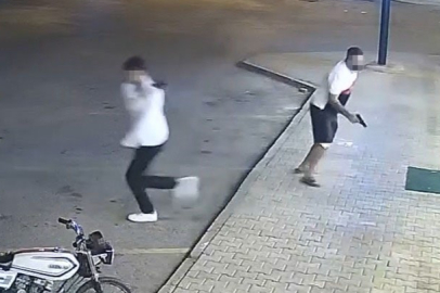 Kurşunlama anları kamerada: 2 milyon TL haraç istemişler