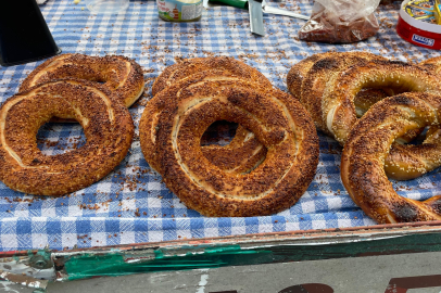 Adana’nın döşeme simidi lezzetiyle göz dolduruyor