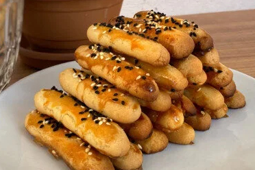 Çıtır Çıtır Lezzet: Ev Yapımı Yağlı Gevrek Tarifi