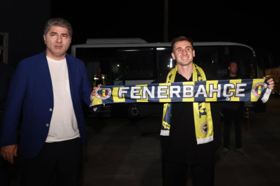 Kerem Aktürkoğlu, Fenerbahçe için İstanbul'da