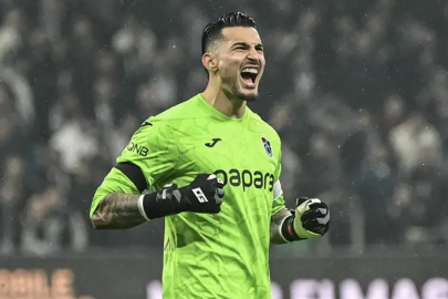 Trabzonspor taraftarından Uğurcan Çakır’a protesto!