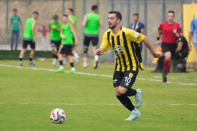 Adana 01 FK, Beyoğlu Yeni Çarşı maçına galibiyet parolasıyla hazırlanıyor