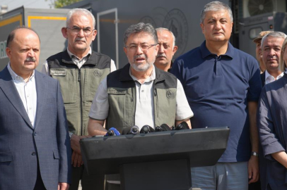 Orman Bakanı Yumaklı: "3 dalga halinde orman yangınlarıyla mücadele ettik"