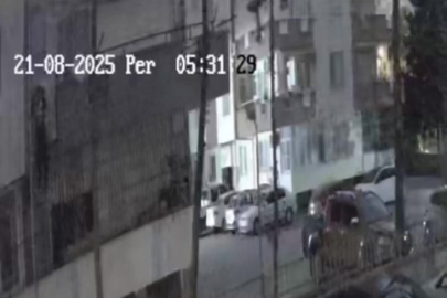 Adana'da örümcek adam gibi tırmanan hırsız kamerada: Yakalanınca "ben kuryeyim" dedi!