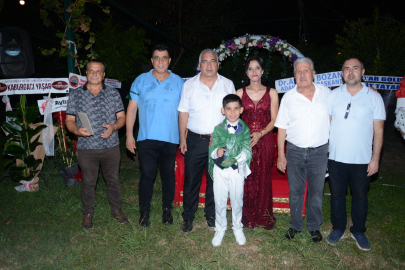 Gazeteci Hüseyin ve Halime Fidan Yetiş ailesinin mutlu günü