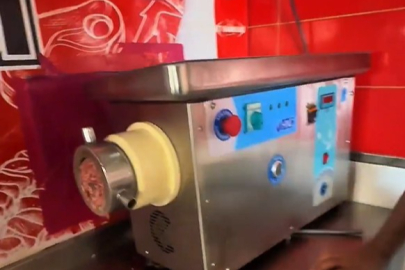 Gaziantep'te pes dedirten tezgah: Kıyma makinesine gizli bölme kuruldu, etler çalınıp taşlık karıştırıldı