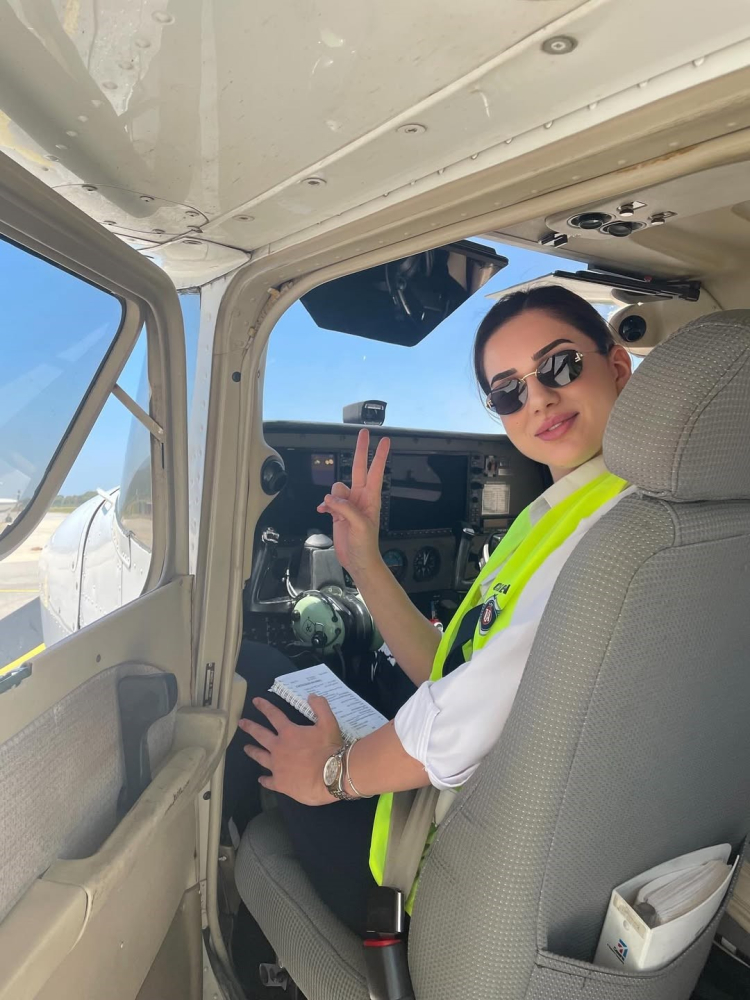 İzmir’de eğitim helikopteri mısır tarlasına düştü 1 pilot hayatını kaybetti 2