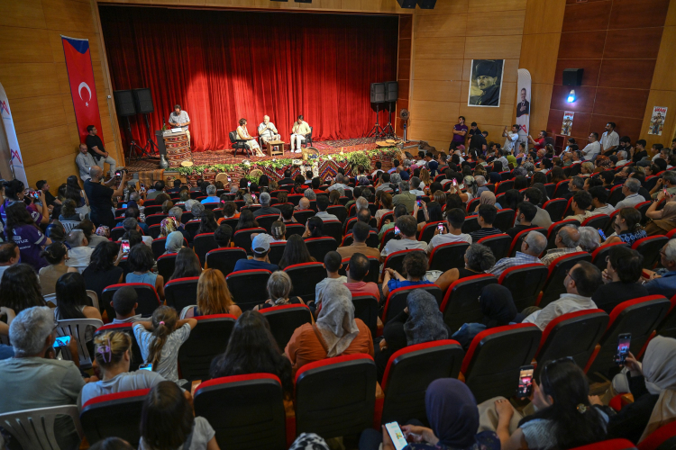 Mersin’de 8. Uluslararası Gülnar Bilim ve Kültür Etkinlikleri yoğun ilgi gördü 2