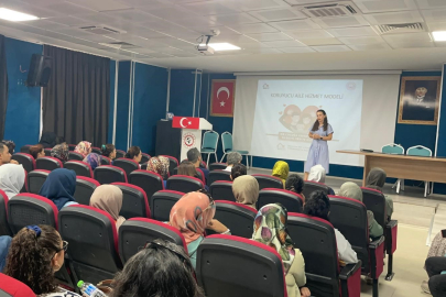 Osmaniye’de öğretmenlere “koruyucu aile” bilgilendirmesi