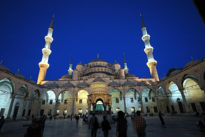 Üç ayların başlangıcı belli oldu: 2025 Recep ayı tarihi ve 2026 Ramazan ayı ne zaman başlıyor?