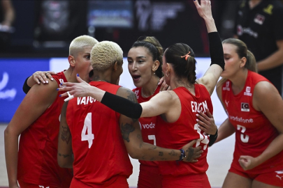 A Milli Kadın Voleybol Takımı Dünya Şampiyonası'nda yarı finalde