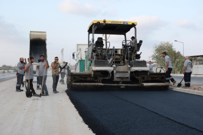 Adana’da modern ve güvenli yollar için asfaltlama devam ediyor