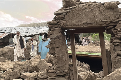 Afganistan'da 5,6 büyüklüğünde deprem meydana geldi