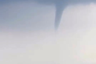 İskenderun’da hortum anları görüntülendi