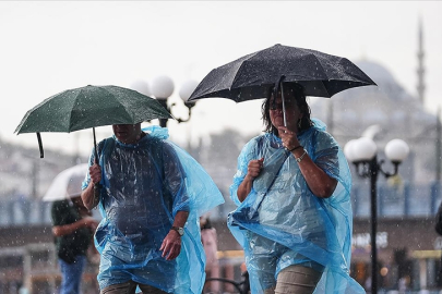 Meteoroloji'den 17 il için kuvvetli sağanak ve fırtına uyarısı