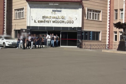 Bilişim dolandırıcılığı şebekesine darbe: 4 Kişi yakalandı