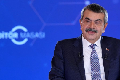 Milli Eğitim Bakanı Yusuf Tekin’den kritik açıklamalar: Zorunlu eğitimde revizyon ve okul kıyafeti düzenlemesi