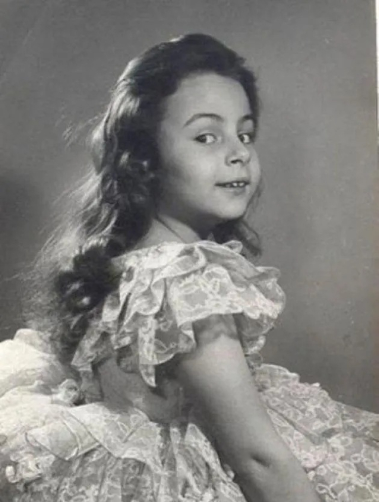 Zeynep Değirmencioğlu kimdir Kaç yaşında, nereli ve hangi filmlerde oynadı 3 