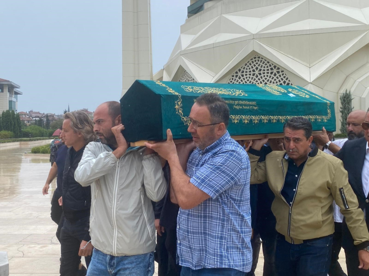 İş adamı Halit Yukay son yolculuğuna uğurlandı 2