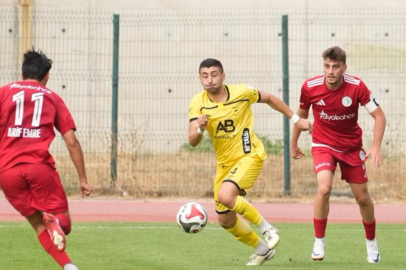 Adana 01 FK, deplasmandan 1 puanla dönüyor 0-0