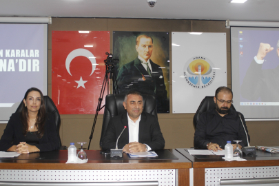 Adana Büyükşehir Belediyesi Meclisi’nde işçi maaşları gündeme taşındı