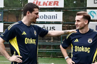 Fenerbahçe’de Kerem Aktürkoğlu ilk idmanına çıktı: Mert Hakan Yandaş karşıladı