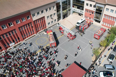 İstanbul Başakşehir’de ortaokul kantininde yangın