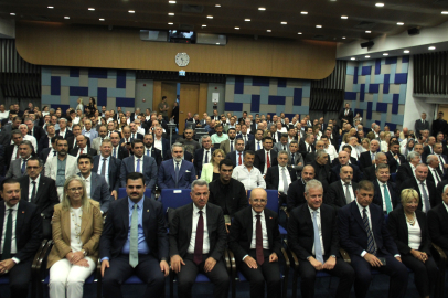 Bakan Şimşek, İzmir iş dünyasıyla kritik görüşmeler gerçekleştirdi