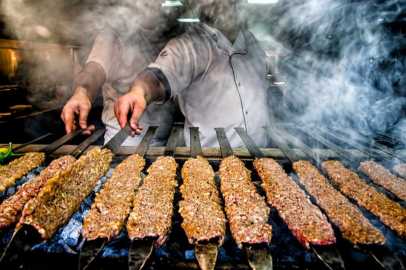 Fransa’daki kebap yasağına, kebabın başkenti Adana’dan tepki