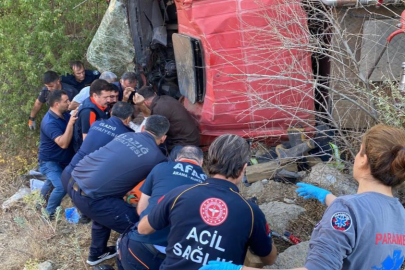 Kahraman ormancılar yangına giderken yaralandı