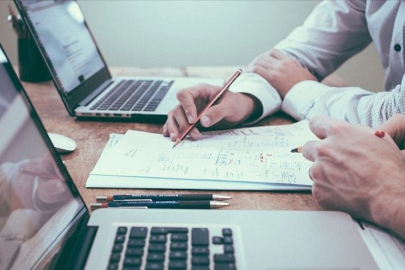 Türkiye’de 4 gün mesai tartışması: OVP sinyal verdi, DMM’den açıklama geldi