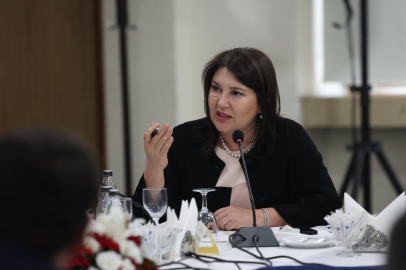 Aile ve Gençlik Fonu Adana’da yoğun ilgi gördü