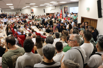 Aydın Büyükşehir Belediye Meclisi'nde gergin anlar