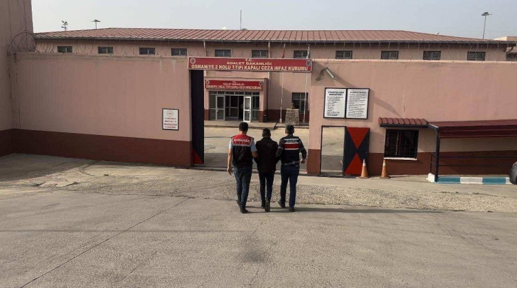Osmaniye’de terör operasyonu 2 şüpheli yakalandı 2