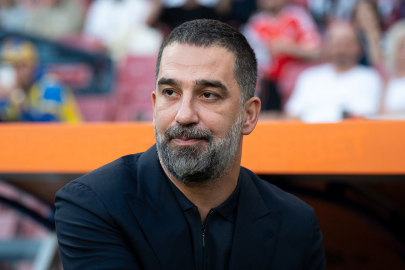 Arda Turan’dan hakeme sert tepki: Bu ofsayt değilse ofsayt nedir?