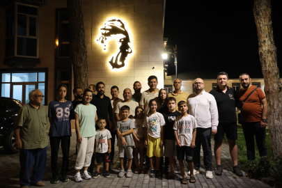 A Milli Basketbol Takımı’nın final heyecanı Kozan’da dev ekranda yaşandı