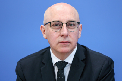 Almanya’da ilk kez: Anayasayı Koruma Teşkilatı’nın başına Türk kökenli Sinan Selen atandı