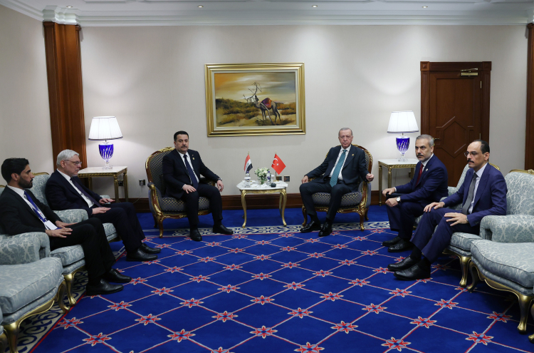 Cumhurbaşkanı Erdoğan, Doha’da yoğun diplomasi trafiği Irak ve Somali liderleriyle görüştü 3