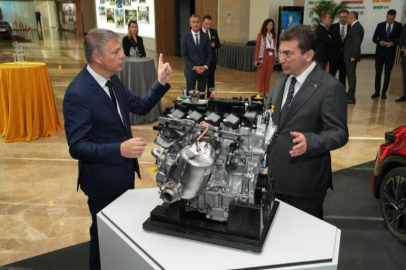 Oyak Renault'dan Bursa için dev yatırım ve yeni hibrit motor: Yeni Clio ve Boreal Türkiye'de üretilecek