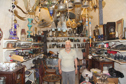 Gaziantep’te 40 yıllık antika tutkusu atölyede hayat buluyor