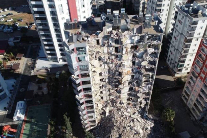 Depremde yıkılan Mete Apartmanı davasında müteahhit ve mühendise 12 yıl 2 ay 20 gün hapis cezası