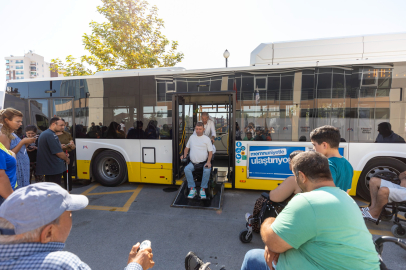 Mersin'de özel bireylere 'engelsiz ulaşım' eğitimi