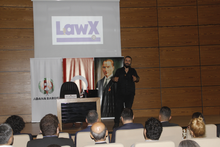 ÜRKİYE BAROLAR BİRLİĞİ BAŞKANI AV. R. ERİNÇ SAĞKAN