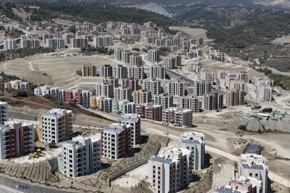 Hatay Valisi Masatlı: 190 bin bağımsız bölüm tamamlandı, konteyner kentler azalacak